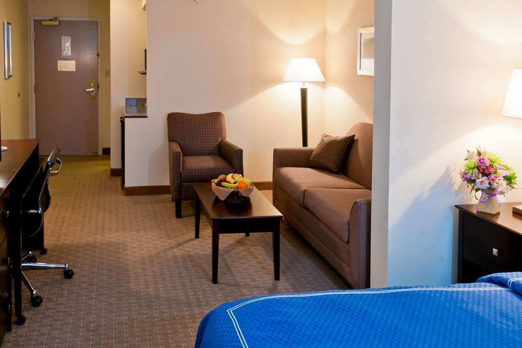 Comfort Suites University Area Notre Dame-Саут Бенд Стая снимка